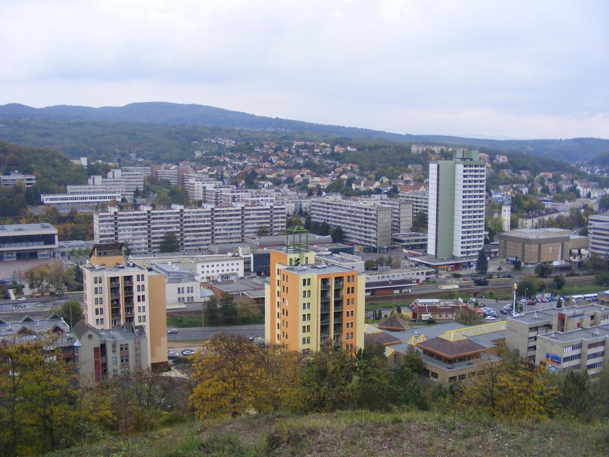 Central Apartman Salgótarján エクステリア 写真